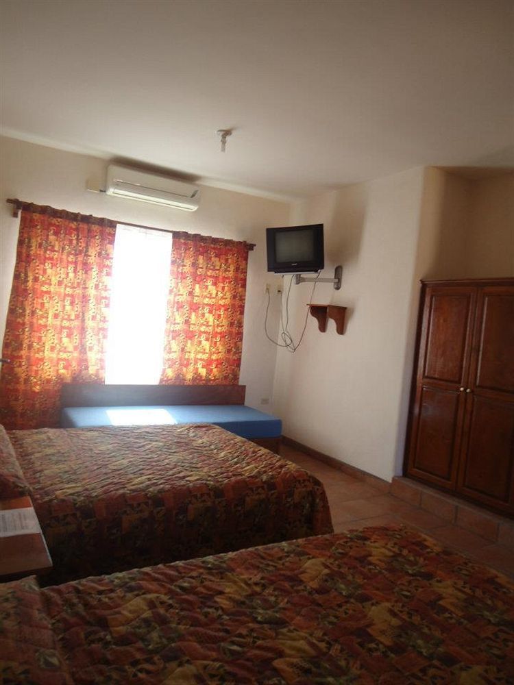 Hotel Angra لوريتو المظهر الخارجي الصورة