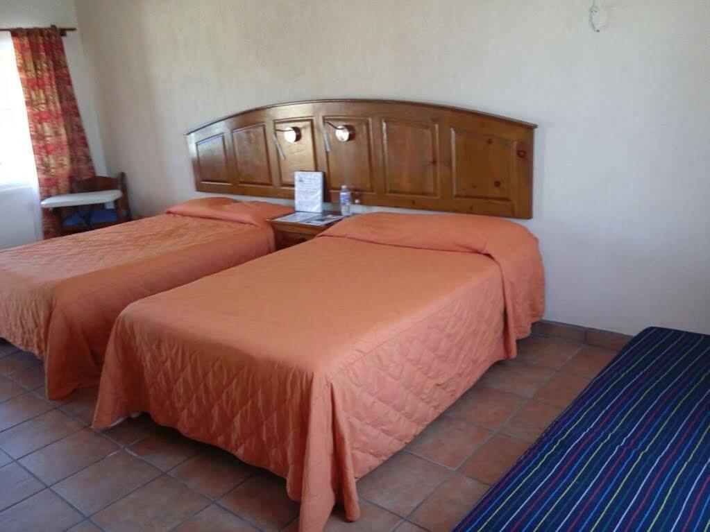 Hotel Angra لوريتو المظهر الخارجي الصورة